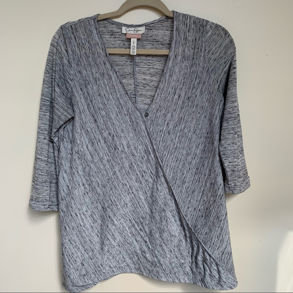 Jessica Simpson Motherhood Maternity nursing top